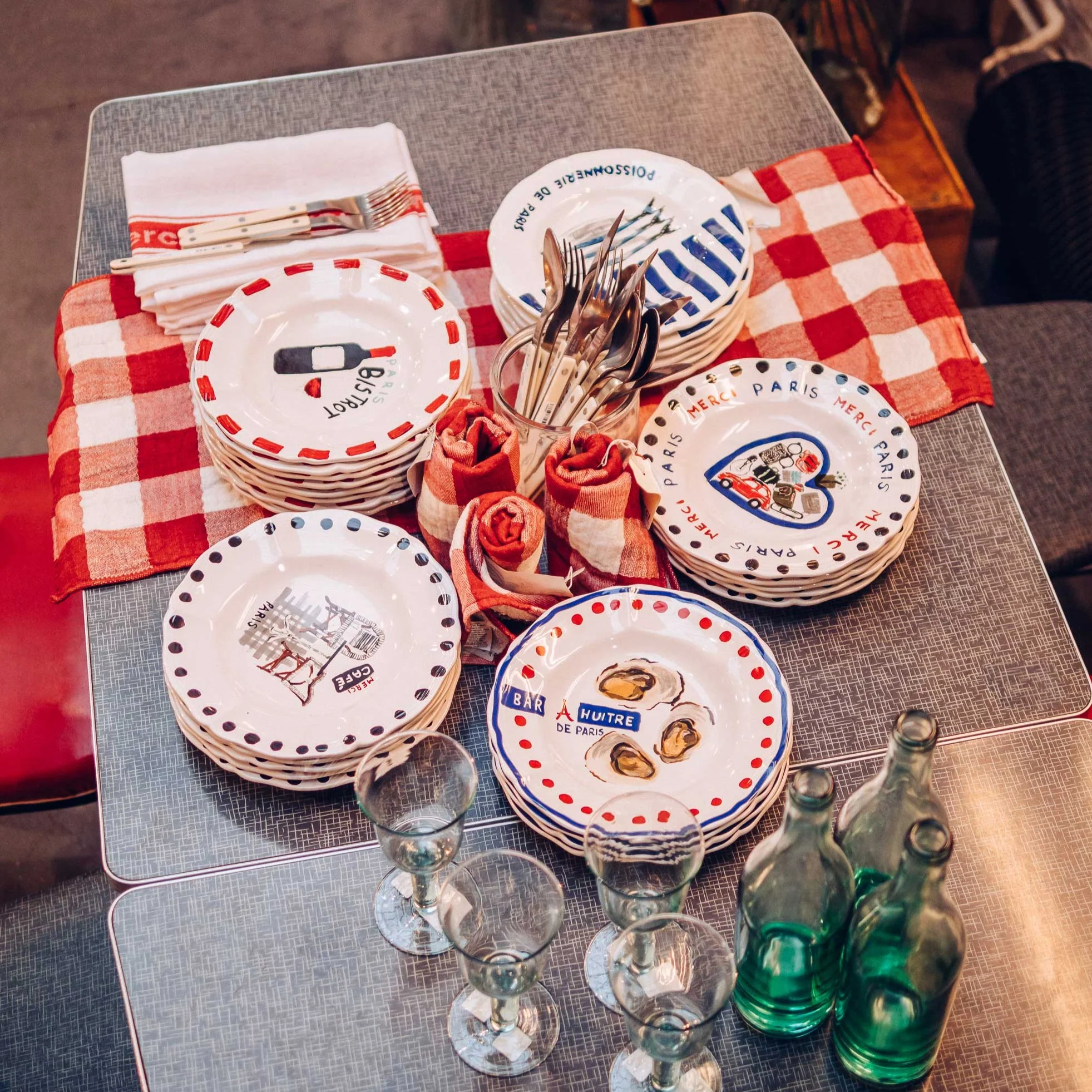 Assiette plate en faïence Merci - Image 10