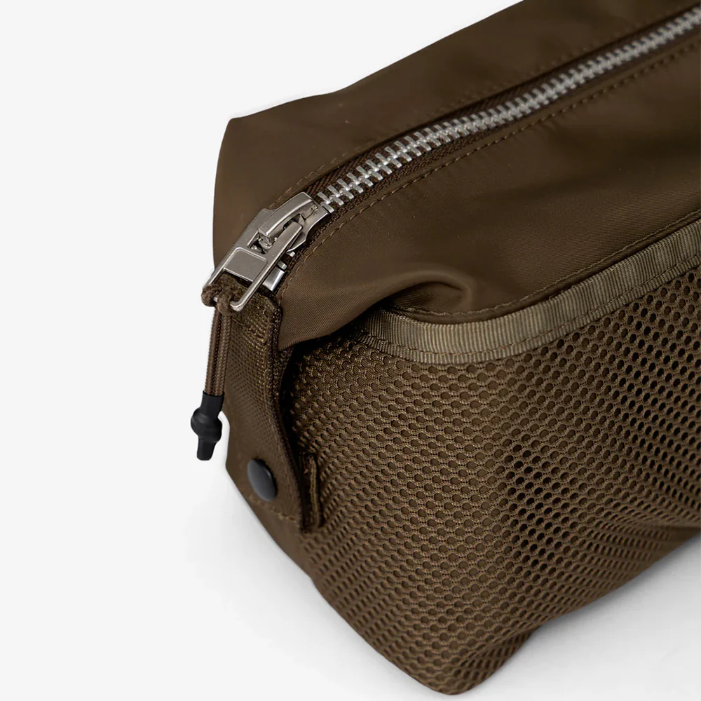 Ay studios - Trousse de toilette Wash Bag - Vert Foncé - Image 2