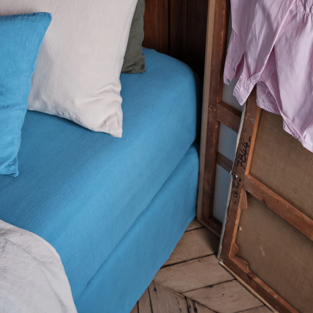 Drap-housse en lin lavé - Bleu Primaire - Image 6