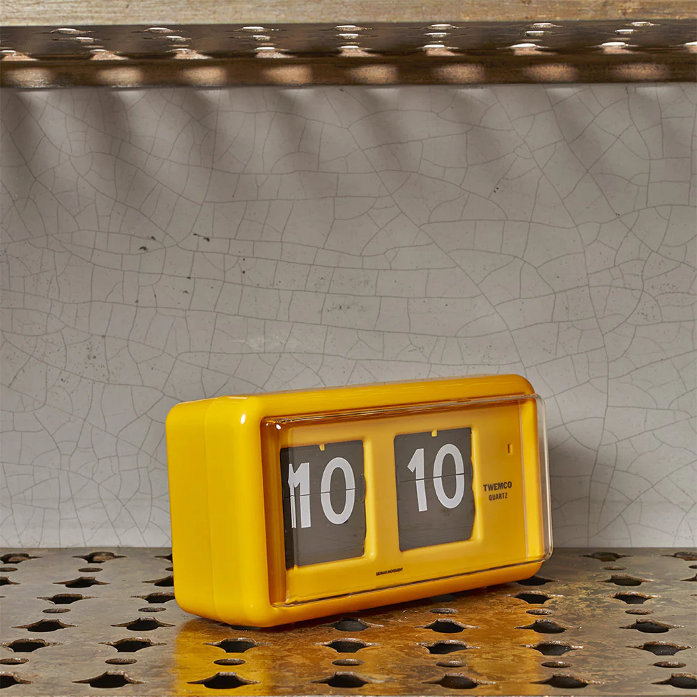 Horloge QT 30 - Jaune - Twemco - Image 2