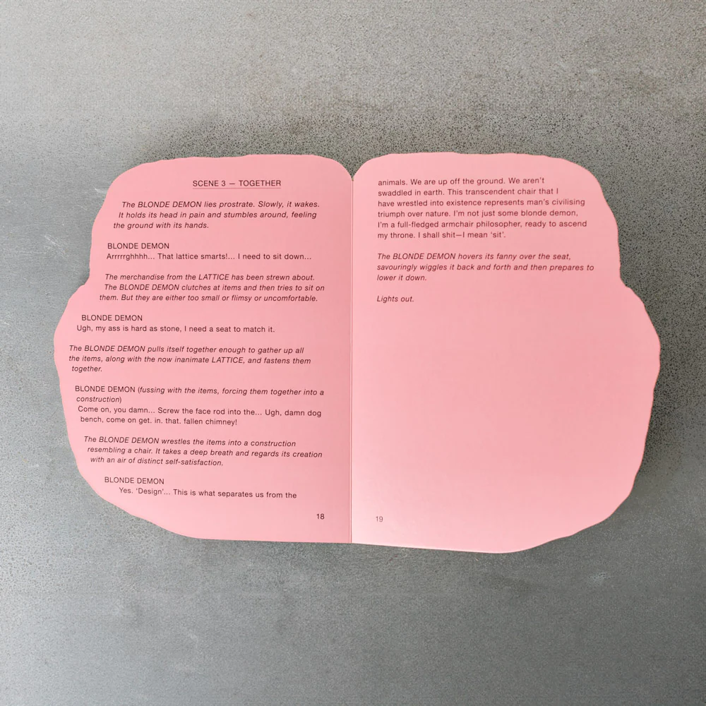 Livre - A Thing on a Table in a House - Image 3