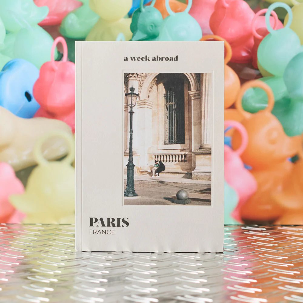 Livre - A Week Abroad Paris