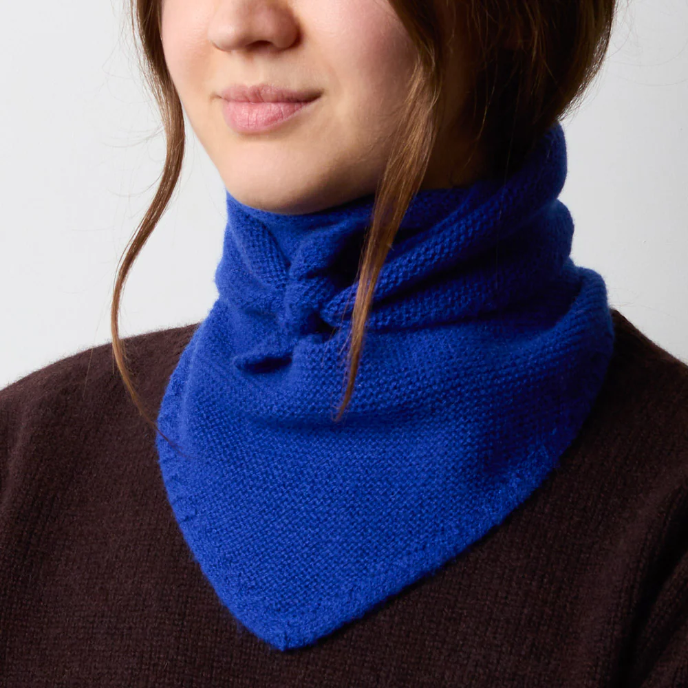 Merci - Bandana en cachemire Martine - Bleu Roi - Image 2