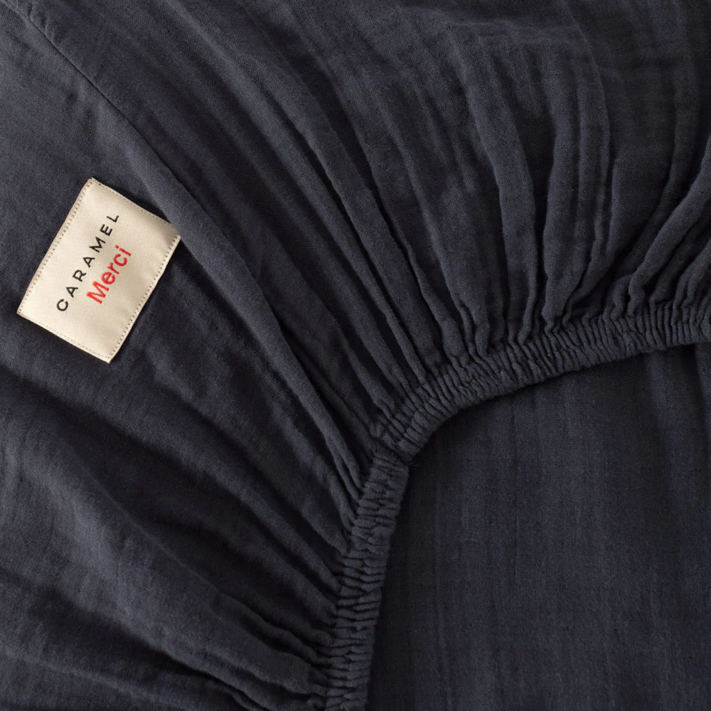 Caramel x Merci - Drap-housse en gaze de coton - Gris Fusain - Image 3