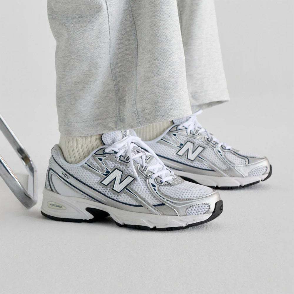 New Balance - Baskets 740 - Blanc & Argent - Image 2