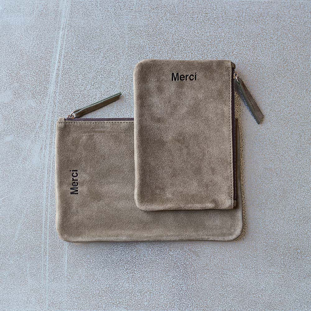 Merci - Pochette en daim - Truffle - Image 3
