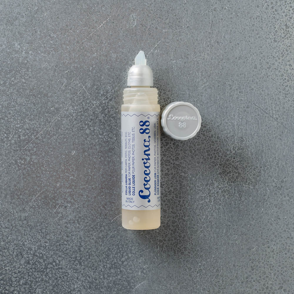 Tube de colle liquide - Image 2
