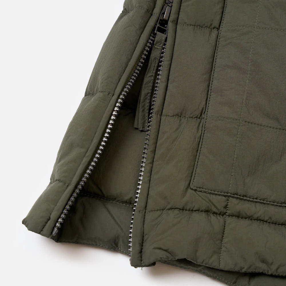 Universal Works - Veste Matelassée Down Rams - Olive - Image 3